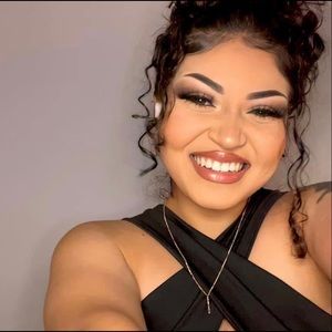 Meet your Posher, Marcayla